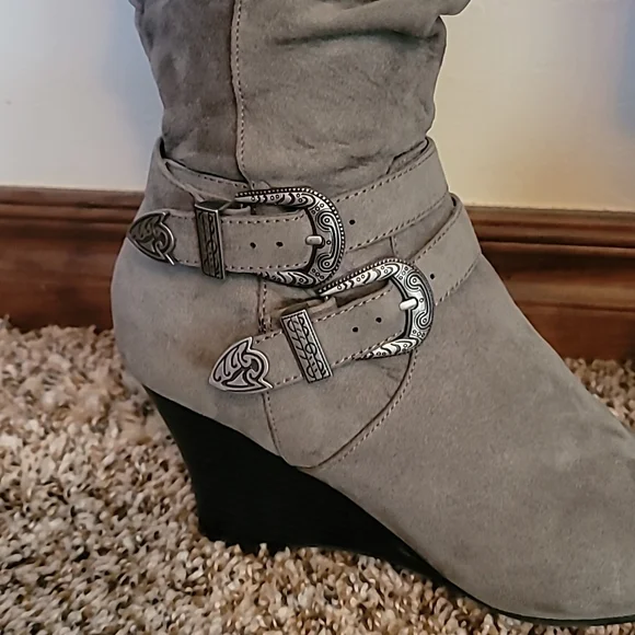 Boots - Picture 2 of 2